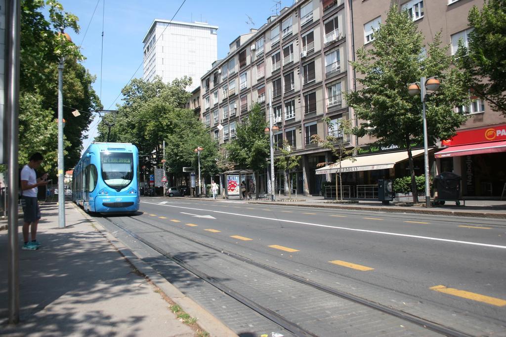 Vla Vla Apartments With Parking Zagreb Exteriör bild